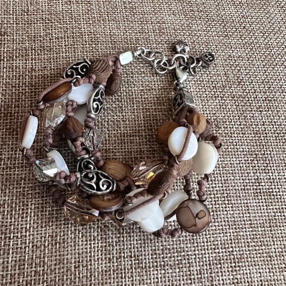 This is a retired preowned Brighton Bracelet! - Picture 1 of 8